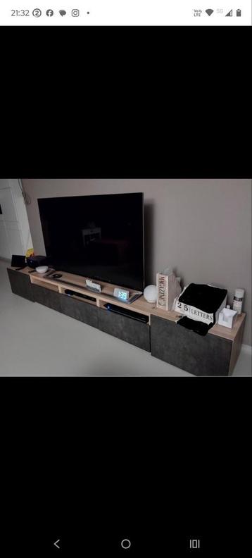 Ikea Besta TV meubel 300€ beschikbaar voor biedingen