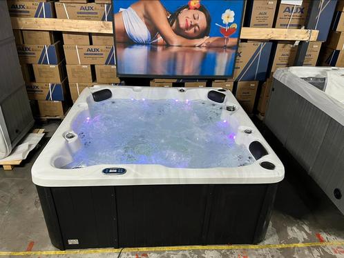 Balboa jacuzzi 6 persoons incl. Garantie, Tuin en Terras, Bubbelbaden en Hottubs, Zo goed als nieuw, Trap, Ophalen of Verzenden