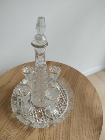 vintage glazen likeur set beschikbaar voor biedingen