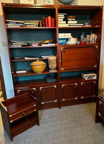 student/jongere kamer, beetje vintage in kwaliteits-volhout beschikbaar voor biedingen