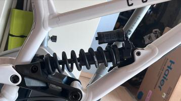 Rock shox vivid coil beschikbaar voor biedingen