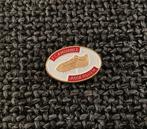 PIN - F.C. AMBIANCE - AUDERGHEM - VOETBAL - FOOTBALL, Collections, Envoi, Utilisé, Sport, Insigne ou Pin's