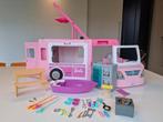 Barbie-kampeerbus, Kinderen en Baby's, Speelgoed | Actiefiguren, Ophalen, Zo goed als nieuw