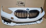 Voorbumper BMW 1 Serie F40 Sport Line 51117459708 4xPDC, Gebruikt, Voor, Herkomst onderdeel bekend, Ophalen of Verzenden