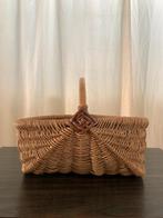 Antieke mand (rotan/rieten — hout), Ophalen of Verzenden