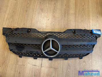 MERCEDES SPRINTER B906 Grille 2006-2017 beschikbaar voor biedingen