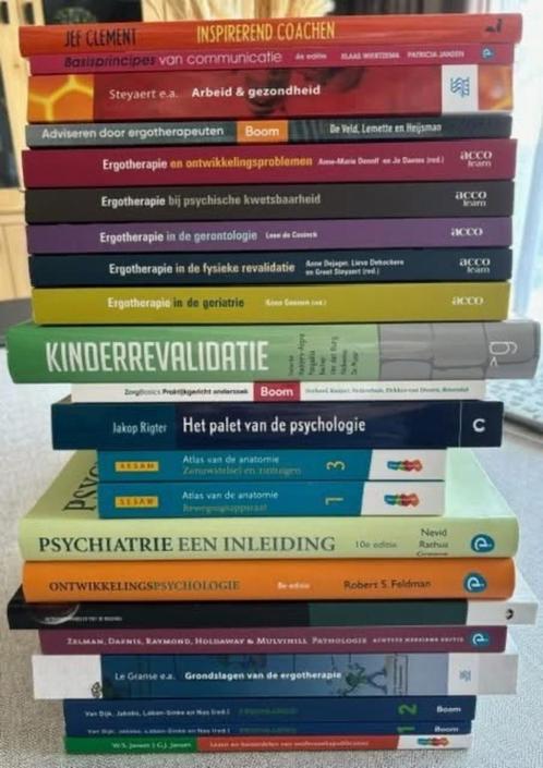 Boeken ergotherapie Arteveldehogeschool, Boeken, Studieboeken en Cursussen, Zo goed als nieuw, Hogeschool, Ophalen