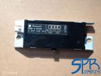 8K9035225 Antenneversterker Audi A4 S4 Avant BLAUPUNKT, Auto-onderdelen, Audi, Gebruikt, Audi, Ophalen of Verzenden