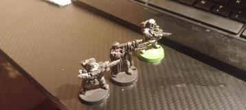 Warhammer 40k metalen figuren x3 beschikbaar voor biedingen