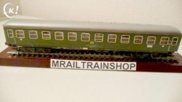 4022 MÄRKLIN HO- D-ZUG-WAGEN 2de klasse/WAGON PASSAGIERS2iem beschikbaar voor biedingen