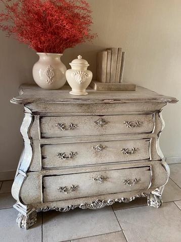 Commode kastje ladekast meubel interieur brocante armoire beschikbaar voor biedingen