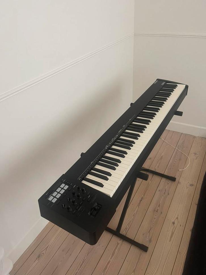 Roland A-88 MKII, Muziek en Instrumenten, Keyboards, Zo goed als nieuw, Roland, Ophalen
