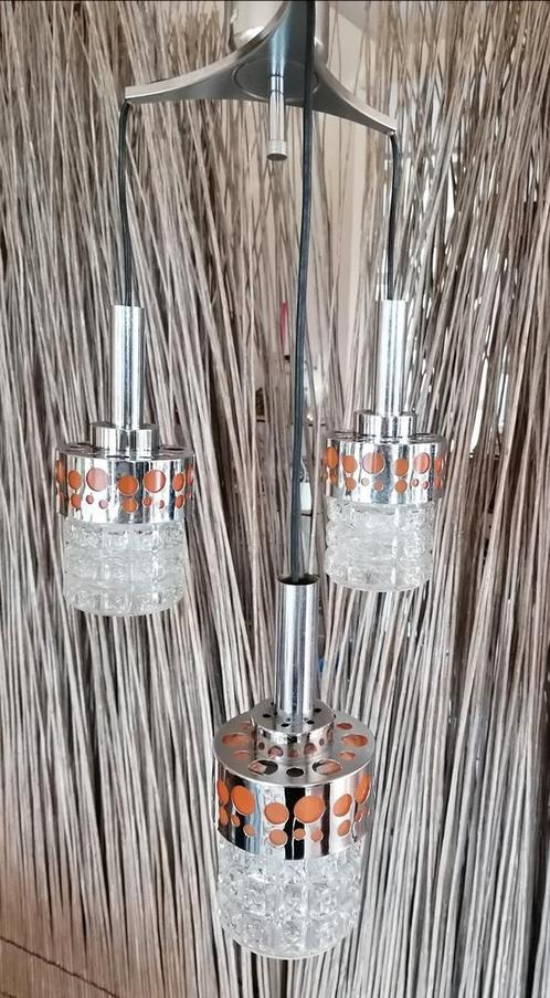 Speciale trapsgewijze ophanging met 3 glazen kelken, Antiek en Kunst, Antiek | Verlichting, Ophalen