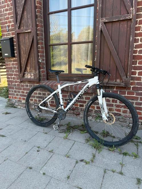 Specialized mtb met opknapping, Fietsen en Brommers, Fietsen | Crossfietsen en BMX, Gebruikt, 24 inch of meer, Aluminium, Ophalen