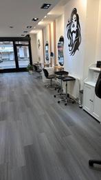 Cherche couffeuse femme pour salon de coiffure à Schaerbeek, Enlèvement ou Envoi, Comme neuf
