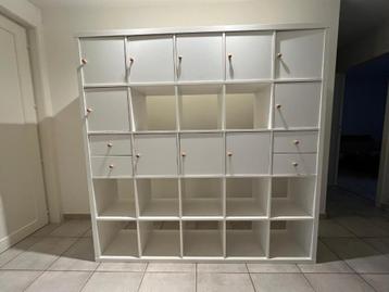 Witte kast Kallax Ikea beschikbaar voor biedingen