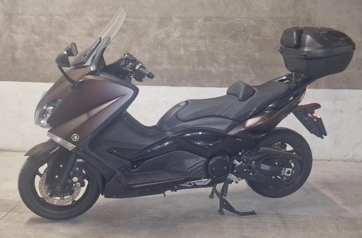 motor Yamaha Tmax, Motoren, Motoren | Yamaha, Particulier, Scooter, meer dan 35 kW, 2 cilinders, ABS, LED Verlichting, Traction Control