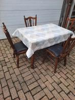 Keuken tafel met 4 stoelen met 4 kussens met tafellaken, Enlèvement, Utilisé