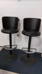 2 barstoelen - zwart leer met rugleuning - NIET verstelbaar, Maison & Meubles, Tabourets de bar, 60 à 90 cm, Enlèvement, Avec repose-pieds