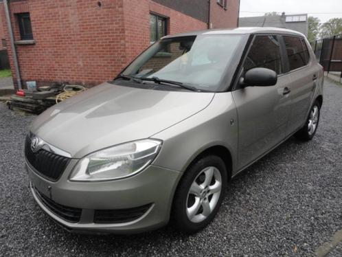 Skoda Fabia 1,2 Benzine 12/2014, Auto's, Skoda, Bedrijf, Te koop, Fabia, Regensensor, USB, Benzine, Euro 5, 5 deurs, Handgeschakeld