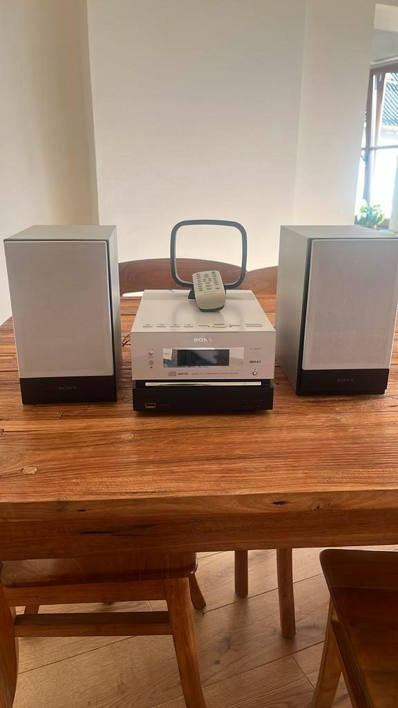 Hifi-systeem, Audio, Tv en Foto, Stereoketens, Zo goed als nieuw, Cd-speler, Tuner of Radio, Speakers, Sony, MP3-aansluiting, Verzenden