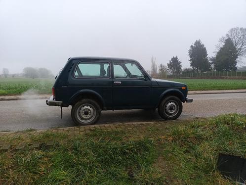 Lada niva, Auto's, Lada, Particulier, Niva, Trekhaak, Benzine, SUV of Terreinwagen, 3 deurs, Handgeschakeld, Groen, Vierwielaandrijving