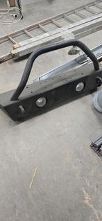 Parebuffle avant wrangler, Avant