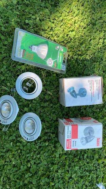 Lampen / spots (inbouw + opbouw) beschikbaar voor biedingen
