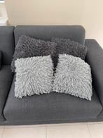 4 fluffy kussens met rits samen 14€ !!!, Ophalen