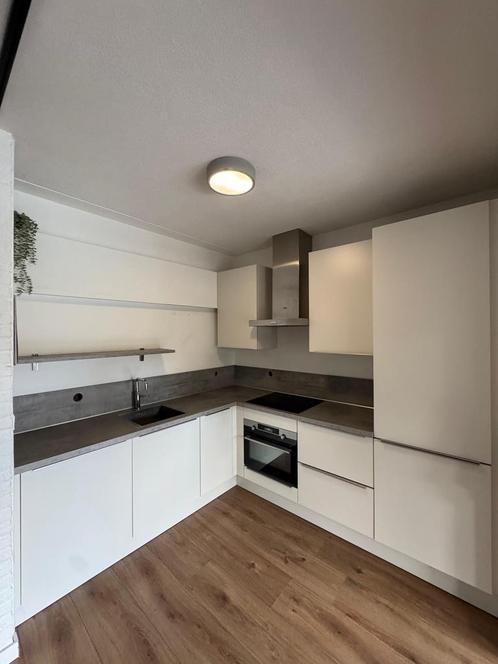 Complete Nette Moderne Hoekkeuken + AEG + GEDEMONTEERD, Huis en Inrichting, Keuken | Complete keukens, Zo goed als nieuw, Hoekkeuken