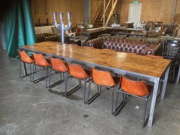 Table standard industrielle unique de 320 cm de long, bel ex