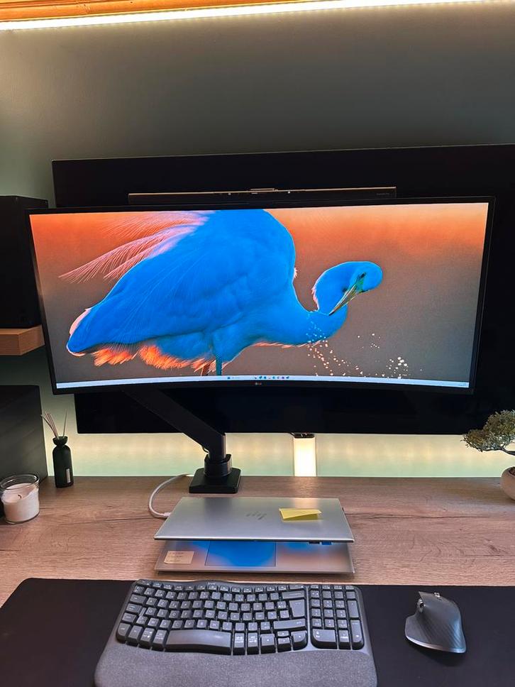 LG 38WN95CP-W, Computers en Software, Monitoren, In hoogte verstelbaar, HD, Ophalen