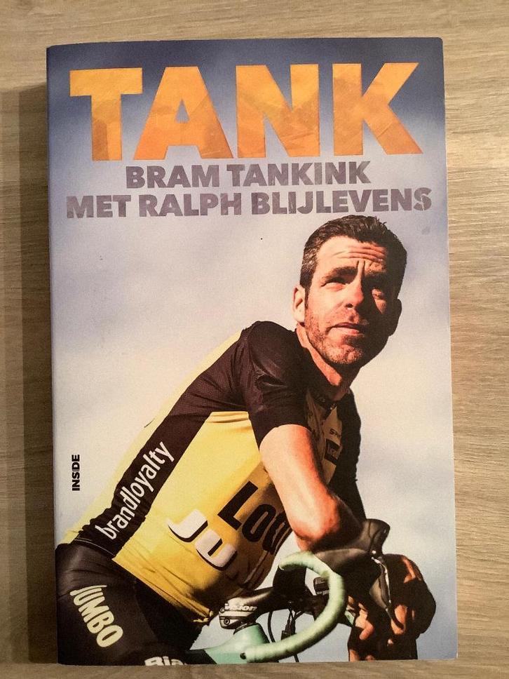 Boek wielrennen - Tank van Bram Tankink, Boeken, Sportboeken, Nieuw, Lopen en Fietsen, Ophalen of Verzenden