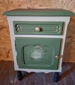 Origineel bijzet kastje, Ophalen, 55 tot 70 cm, Zo goed als nieuw, 45 tot 65 cm