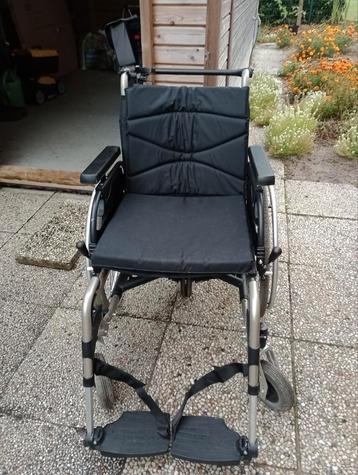 Rolstoel met elektrische ondersteuning om de duwer te helpen beschikbaar voor biedingen