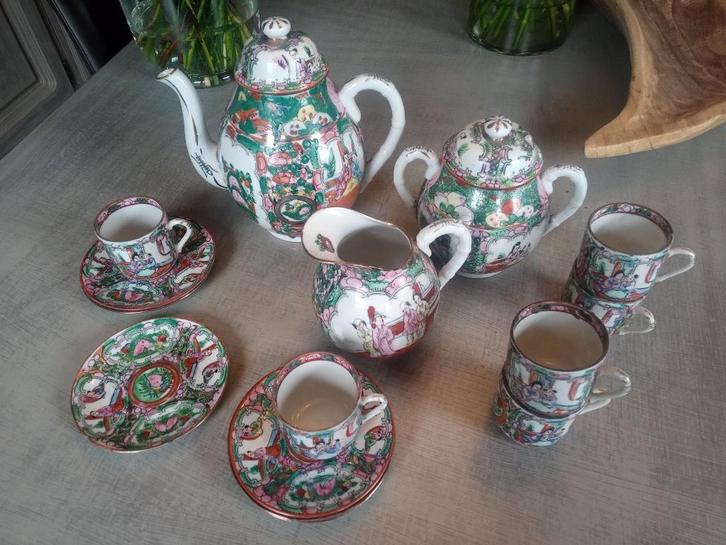 Chinese serviesjes, Antiek en Kunst, Antiek | Servies compleet, Ophalen of Verzenden