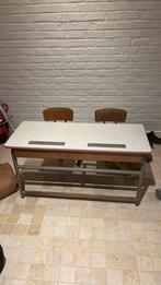 Schoolbank nieuwe staat‼️, Elektronische apparatuur, Zonnebanken en Gezichtsbruiners, Ophalen, Gebruikt