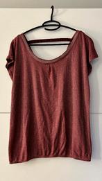 Lola & Liza bordeaux T-shirt met studs, Kleding | Dames, T-shirts, Lola & Liza, Maat 42/44 (L), Ophalen of Verzenden, Zo goed als nieuw