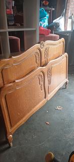 GRATIS GRATIS ANTIEKE VOOR EN ACHTERKANT BED, Huis en Inrichting, Ophalen, Zo goed als nieuw