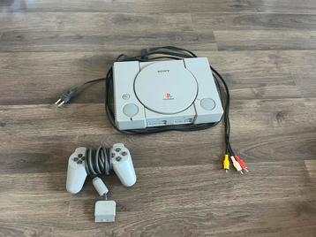 PlayStation 1 console + controller beschikbaar voor biedingen