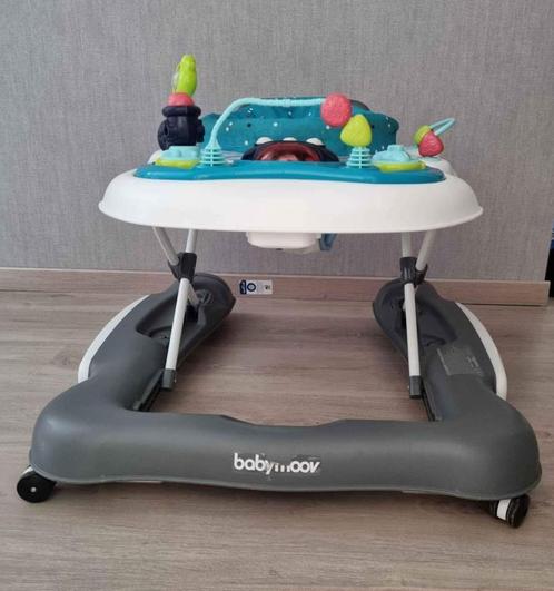 Trotteur pousseur Babymoov 5 en 1, Enfants & Bébés, Jouets | Tables de jeux, Comme neuf, Enlèvement ou Envoi