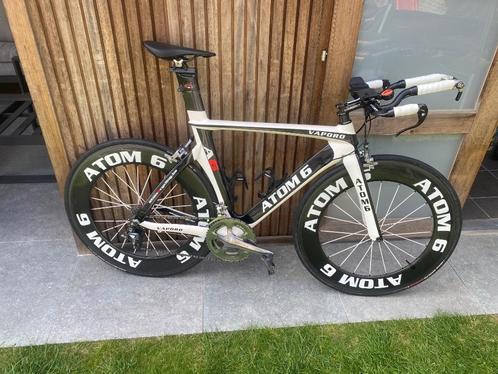 Atom 6 Vaporo tijdritfiets full carbon inclusief hoge wielen, Fietsen en Brommers, Fietsen | Racefietsen, Gebruikt, Carbon, 53 tot 57 cm