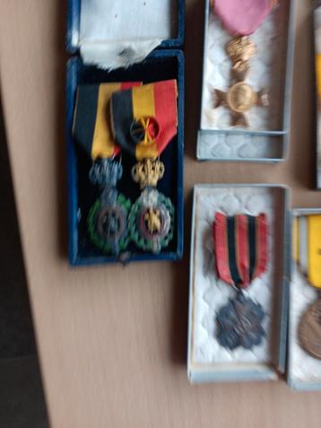 Lot medailles belge