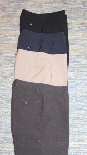 Pantalons 7/8 différentes couleurs Street One 34 beschikbaar voor biedingen