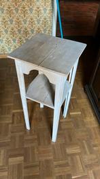 Witte hoge bijzettafel, Ophalen, Gebruikt