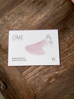 PIERRE GUA SHA (quartz rose) NEUVE DANS SA BOÎTE, Neuf, Enlèvement ou Envoi, Rose, Tout le visage