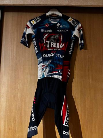 Speedsuit Mauri Vansevenant – Ronde van Spanje 2025 beschikbaar voor biedingen