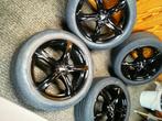 AEZ ZWARTE VELGEN 18 DUIMS (ZOMERVELGEN), Auto's, Berline, 5 deurs, Particulier, Insignia