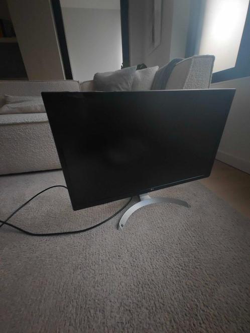 LG 27 inch IPS-paneel met 4K UHD-resolutie (3840 x 2160), Computers en Software, Monitoren, Gebruikt, 60 Hz of minder, DisplayPort