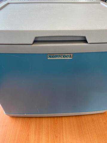 Glacière pour camping-cars 12V/220V 40 litres, Enlèvement, Utilisé, Glacières, Électrique